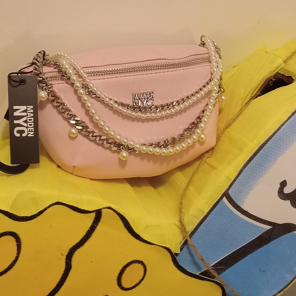 BB Dakota by Steve Madden Pink Crossbody Bag with Pearl Chain - Picture 3 of 6